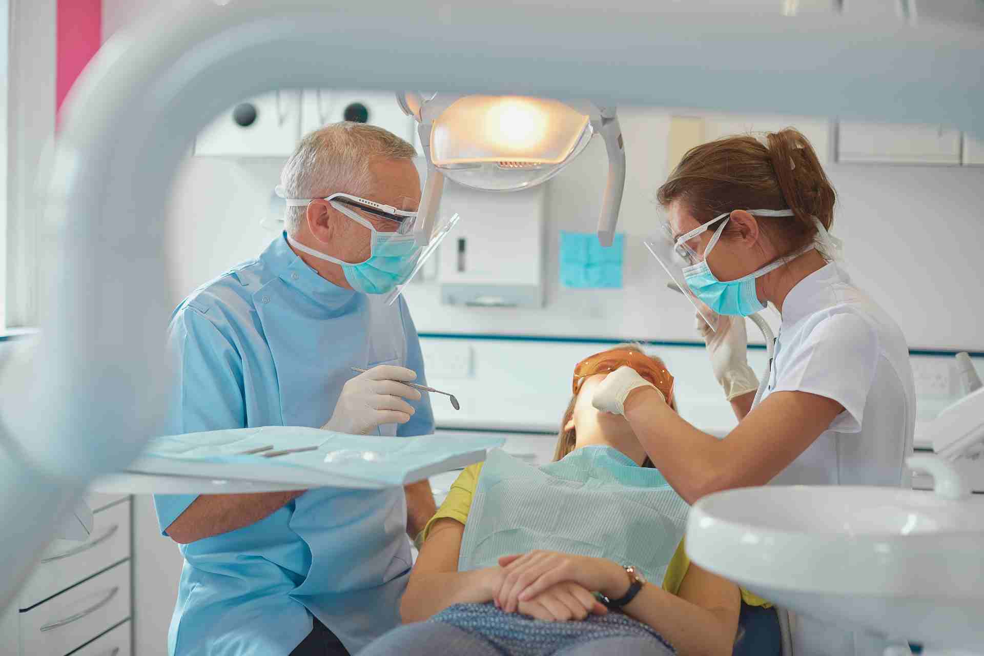 Dentist in Robbins, IL